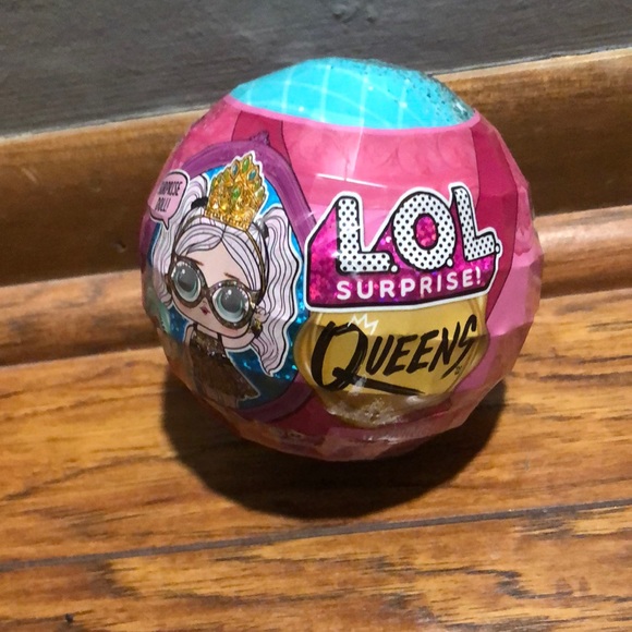 L.O.L. Surprise! Other - LOL SURPRISE BALL 1 SET! FOR A GIRL WHO LOVES LOL SURPRISES! SMOKE FREE HOME